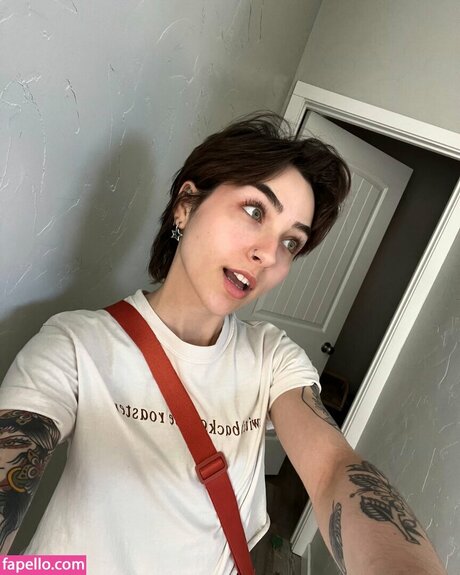 ぽっちゃりカップルオンリーファンズ ホットポルノ ギャラリー