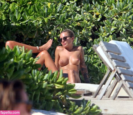 Blanka Lipi ska エロティックなモデル 画像