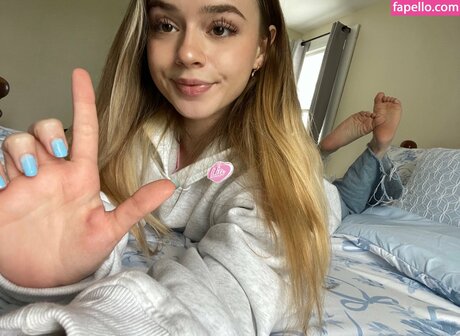 ティーンウェブカメラオンリーファンズ エロ 写真