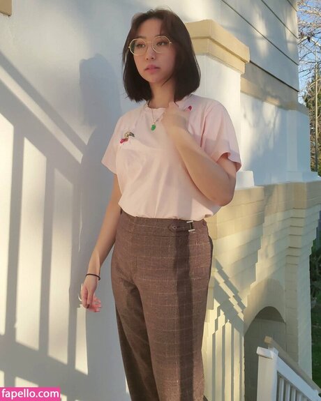 ティーンフィンガリングオンリーファンズ xxx 写真