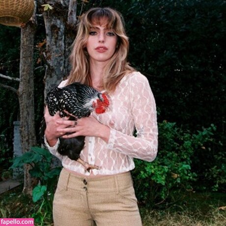 Clara McGregor トップスター 写真