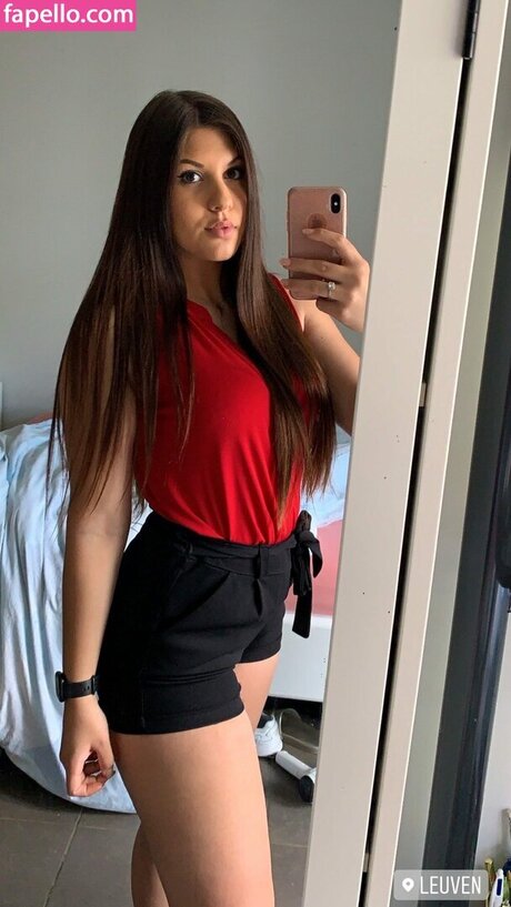 Joyce Mazzei 独占女優 ギャラリー