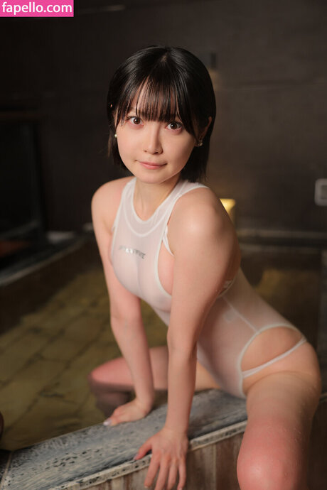 小さなおっぱいオンリーファンズ ホットxxx 画像