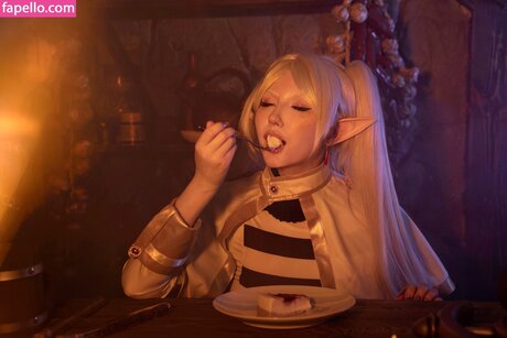 Elena Kyalviyainen ポルノモデル ギャラリー