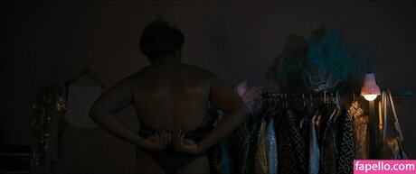 Karine Teles HD女優 写真