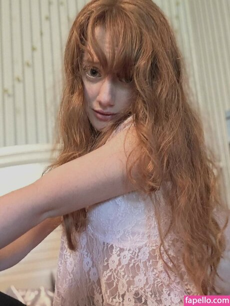 redbellax トップモデル 写真