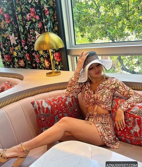 Bella Chadwick 限定モデル 写真