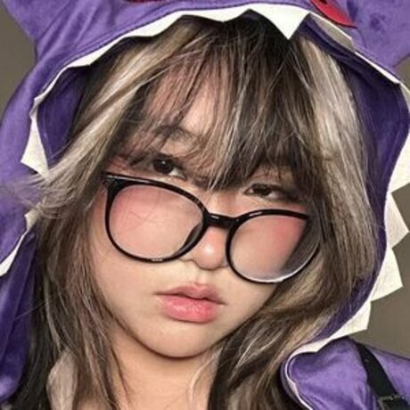 OffbrandTea セクシーモデル 写真