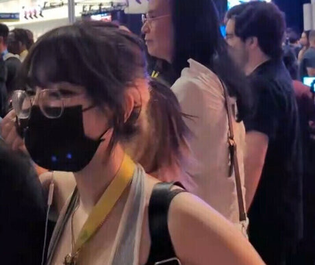 ホステスオンリーファンズ xxx 画像