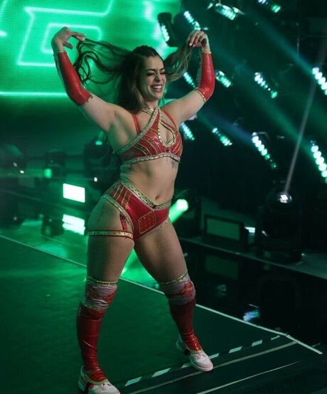 Sirena Linton HDスター 画像