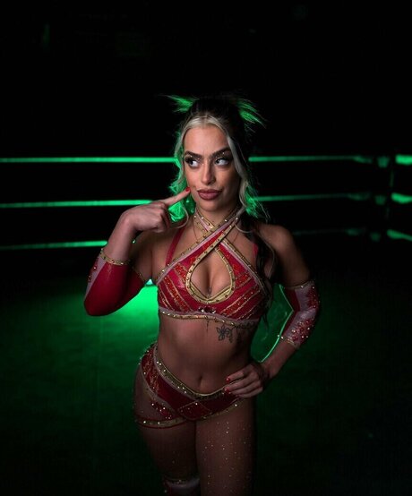 Sirena Linton ホットなスター 画像