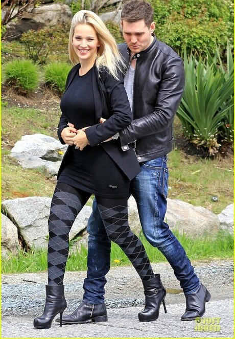 Luisana Lopilato XXXモデル 画像