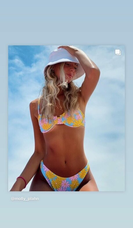 Molly Plahn 無料モデル 画像