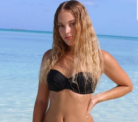 bienmichelle 裸のモデル 写真