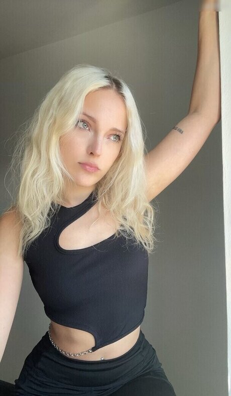 bienmichelle セックスモデル 画像