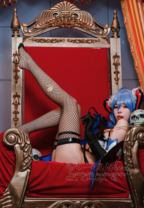 巨乳ランジェリーオンリーファンズ パーフェクト 写真