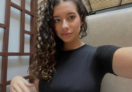 Vtzadaax 裸のポルノスター 写真