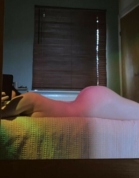 Miaaarcher 裸モデル 写真