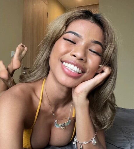 Lilly Lynn 素敵な女優 写真