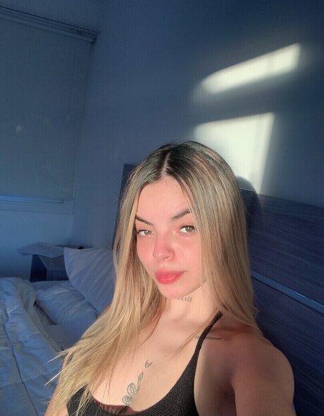 agathaacrr アートモデル 写真