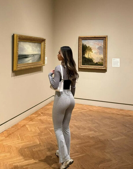 Ena Lor Hmong 無料スター 写真