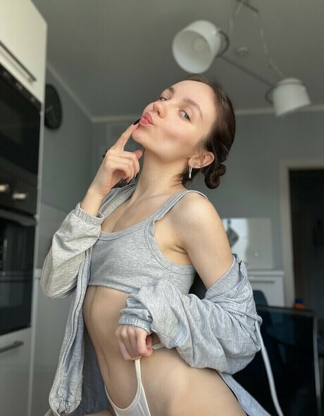 Lizy Youngy xxxポルノスター 写真