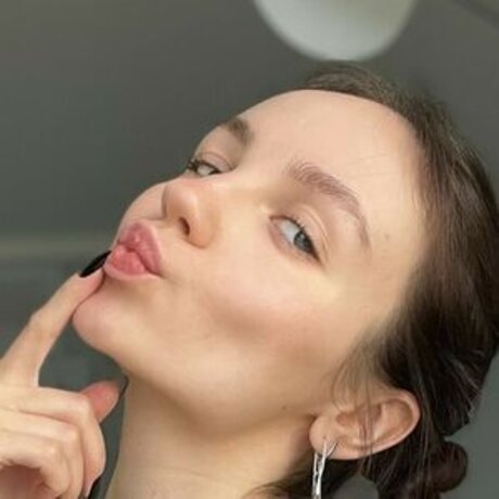 Lizy Youngy ポルノスター ギャラリー