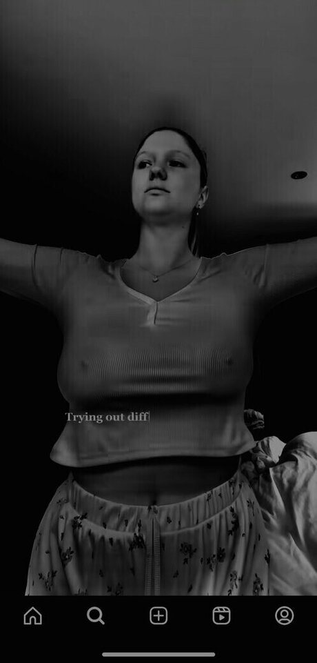 Caitlinnmazza ヌードモデル 写真