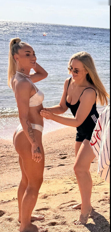 毛深いアジア人オンリーファンズ ホットxxx 画像