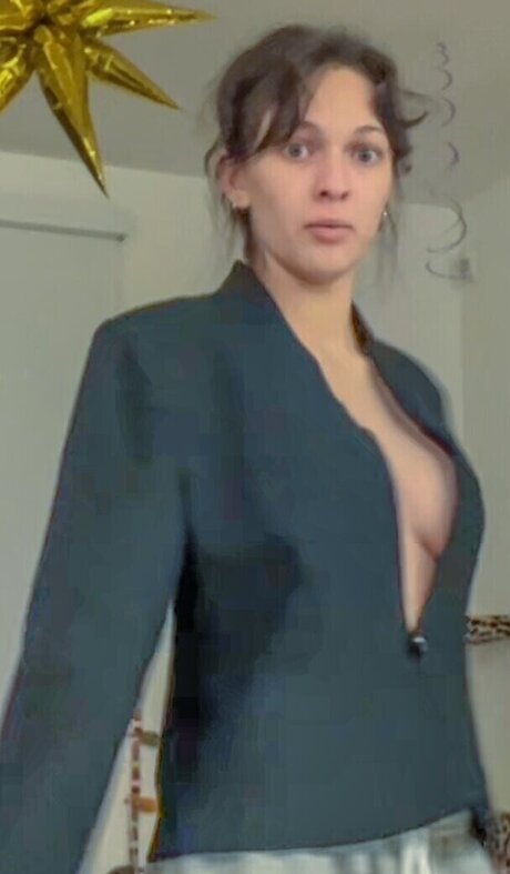 Dylan Troesken 裸のポルノスター 画像