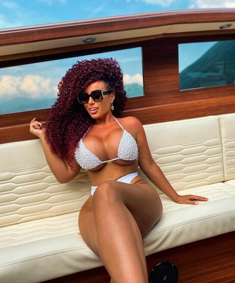 Paulina Fok 高品質スター アーカイブ