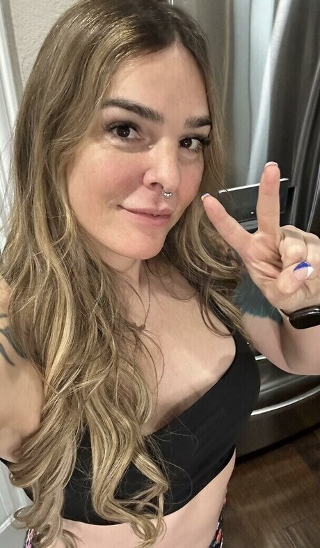 heat from fire ヌードモデル 写真