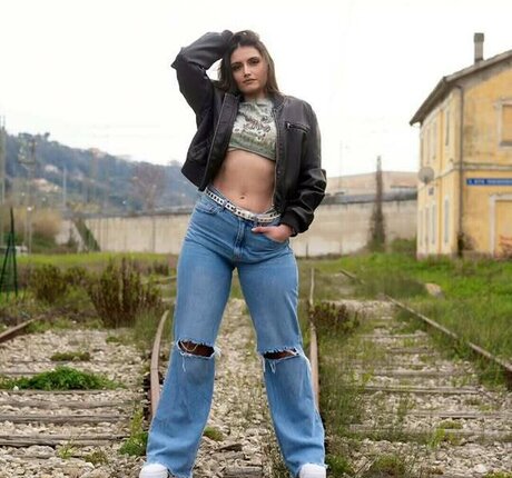 Federica Mongiello 高品質のスター ギャラリー