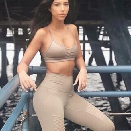 太った足のオンリーファンズ 無料アダルト 写真