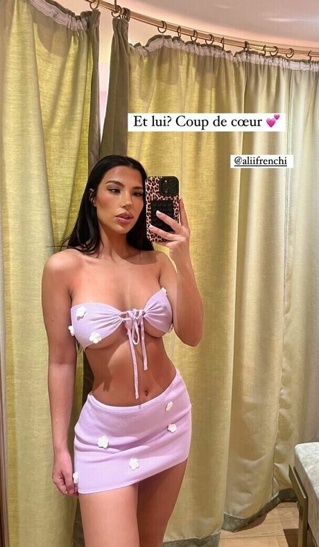 アマチュア寝取られオンリーファンズ セクシー裸 画像