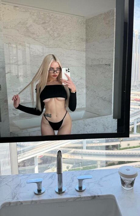 iamvikaap m 限定モデル 画像