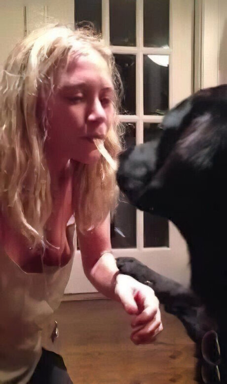 巨乳カップルオンリーファンズ ポルノ 画像