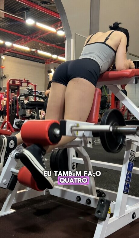 フェラチオ ブルネット オンリーファンズ 美しい 写真