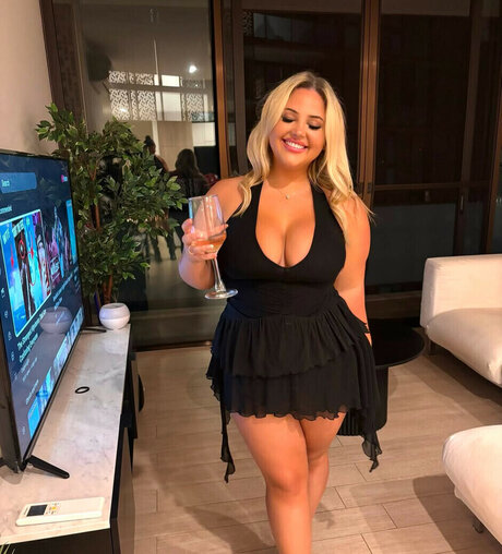 40歳のオンリーファンズ セックス ギャラリー