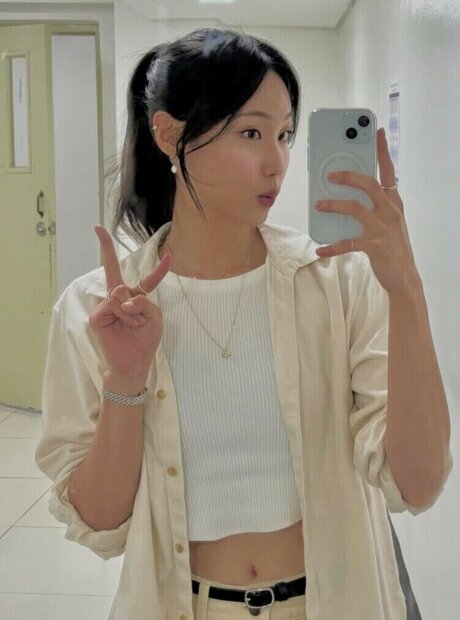 ヌード熟女オンリーファンズ 美しいポルノ 写真