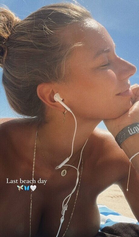 Pia Volckmann HD女優 写真