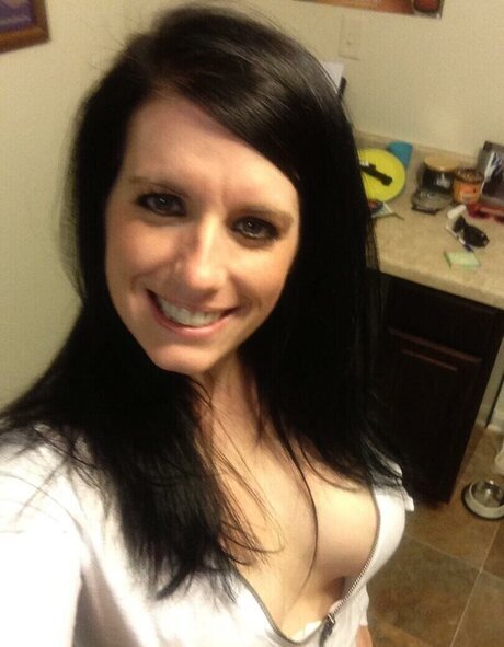 Ciara Collins 最高のスター ギャラリー