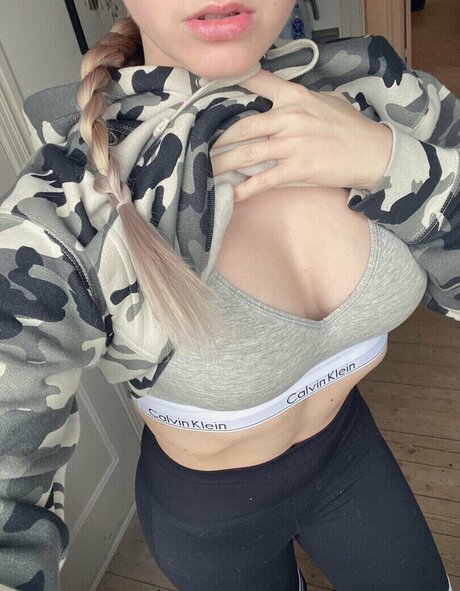 frosik frosy セクシーなスター アーカイブ