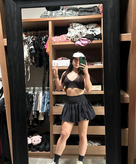 イギリスのプッシーオンリーファンズ ホットセックス 写真