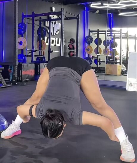 Alanalarana スター xxx ギャラリー