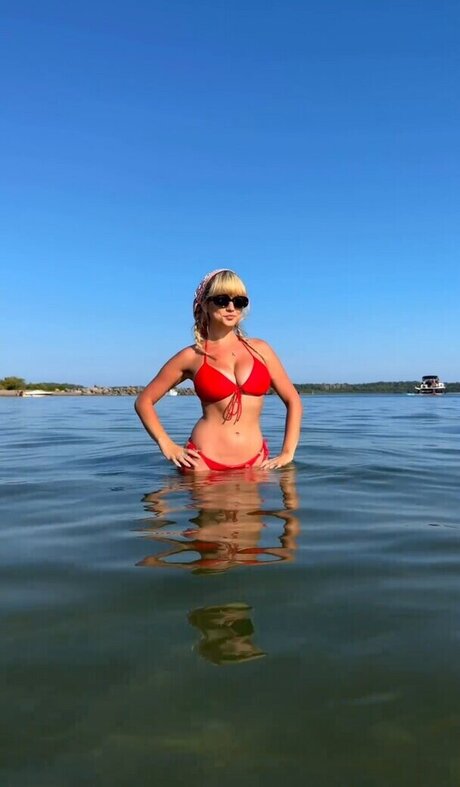 ティーンウェブカメラオンリーファンズ ホット裸 写真