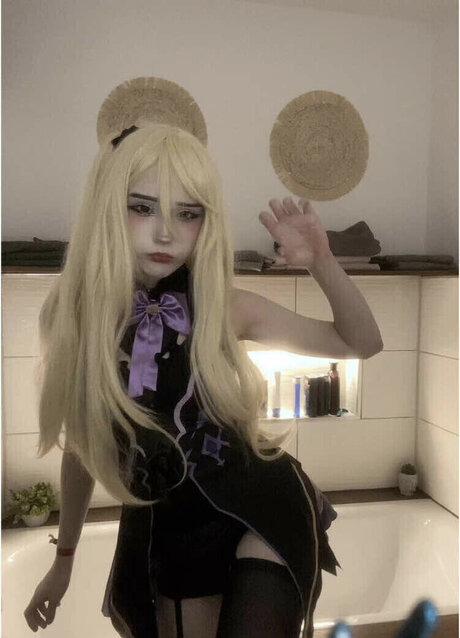 meinekatzeschmecktgut ポルノスター ホット 写真