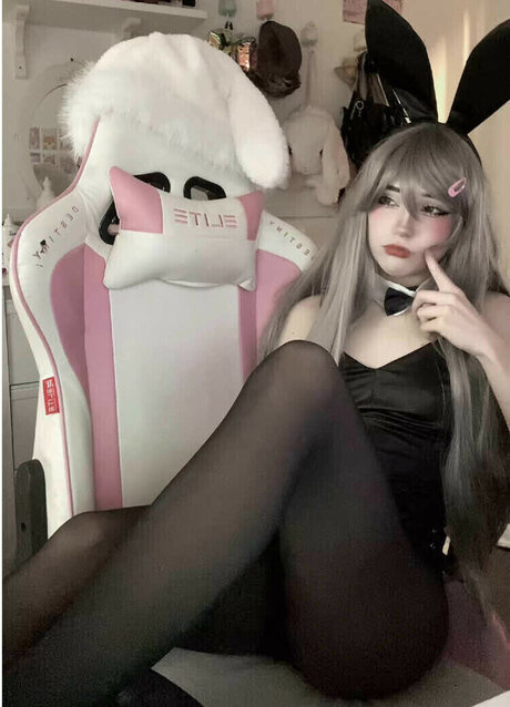 meinekatzeschmecktgut 女優 ギャラリー