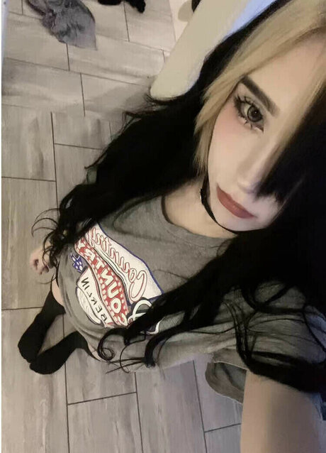 meinekatzeschmecktgut ヌード女優 画像