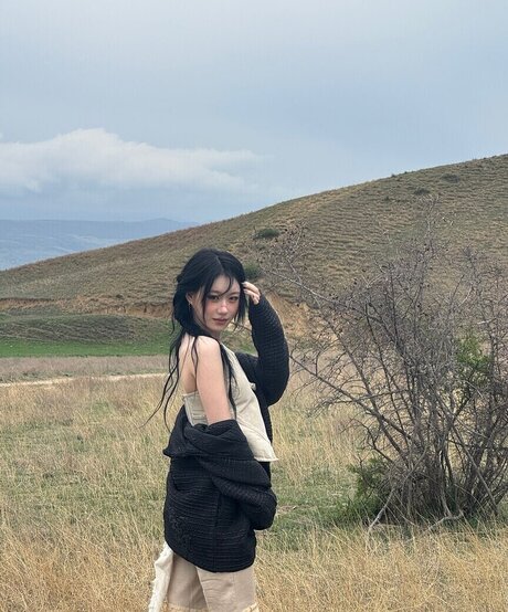 心理学者オンリーファンズ 無料ヌード 画像